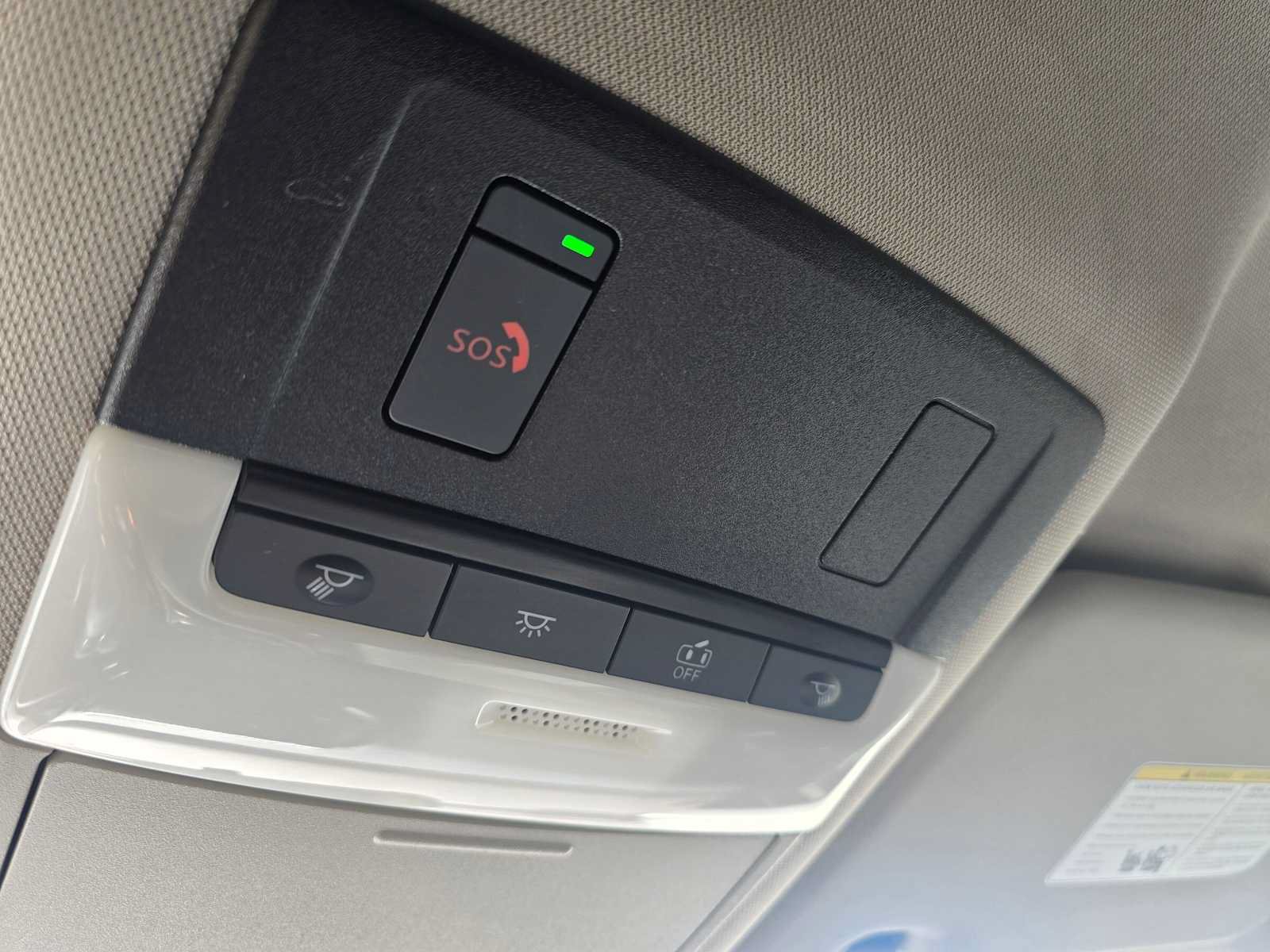 Used 2023 Nissan Rogue SV FWD image 32