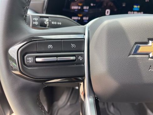 Used 2024 Chevrolet Colorado LT w/ LT Convenience Package RWD image 16