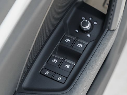 Used 2023 Audi S3 Premium w/ Convenience Package image 21