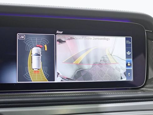 Used 2022 Mercedes-Benz G 550 image 18