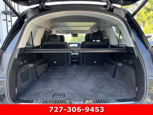 Used 2024 Mercedes-Benz GLS 580 4MATIC image 21