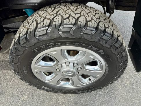 Used 2018 RAM 2500 Laramie w/ Sport Appearance Group AWD/4WD image 22