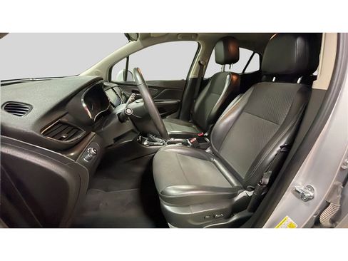Used 2020 Buick Encore Preferred w/ Safety Package image 11