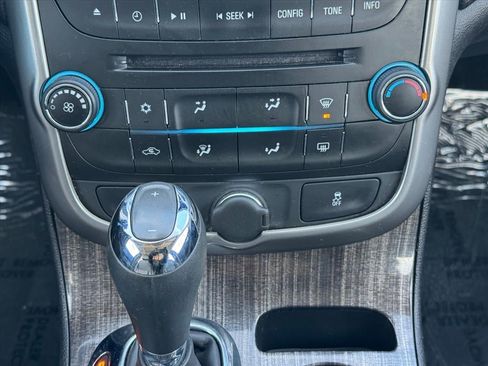 Used 2016 Chevrolet Malibu LT w/ Power Convenience Package image 10
