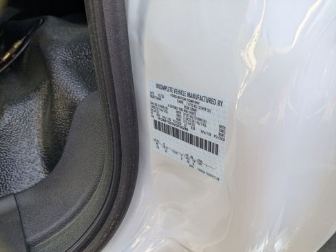 New 2027 Ford F750 2WD Regular Cab Super Duty image 32