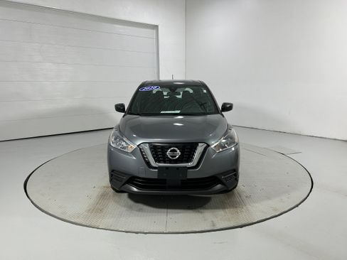 Used 2020 Nissan Kicks S FWD image 16