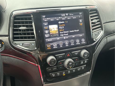 Used 2019 Jeep Grand Cherokee High Altitude image 31