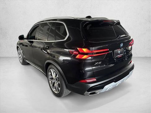 Used 2026 BMW X5 xDrive50e AWD/4WD image 7