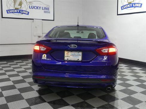 Used 2016 Ford Fusion SE image 8