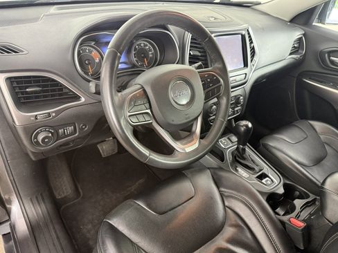 Used 2022 Jeep Cherokee Latitude Lux FWD image 15
