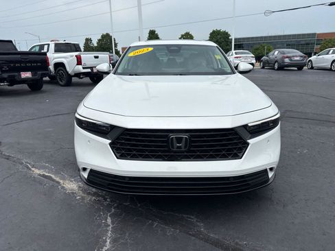 Used 2024 Honda Accord EX-L image 3