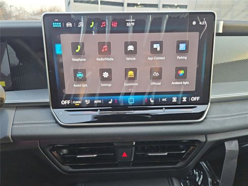 New 2026 Volkswagen Tiguan SE R-Line image 19