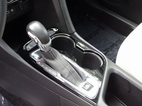 Used 2023 Buick Encore GX Preferred w/ Cold Weather Comfort Package image 17