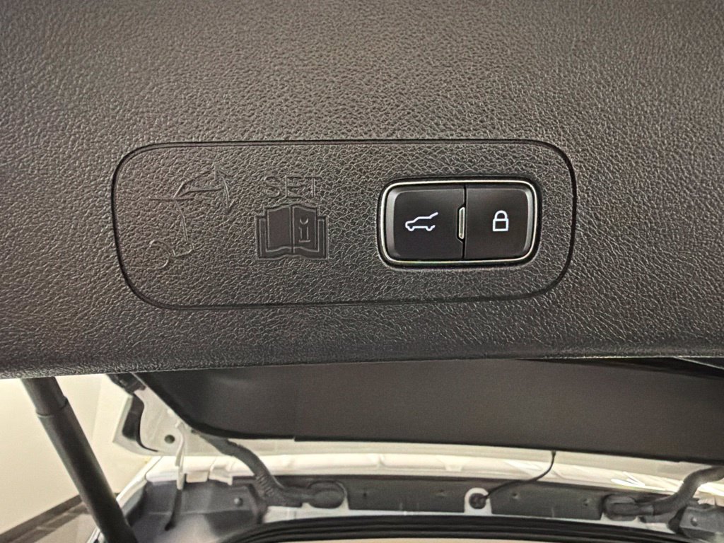Used 2023 Lincoln Aviator Reserve w/ Equipment Group 201A AWD/4WD image 42