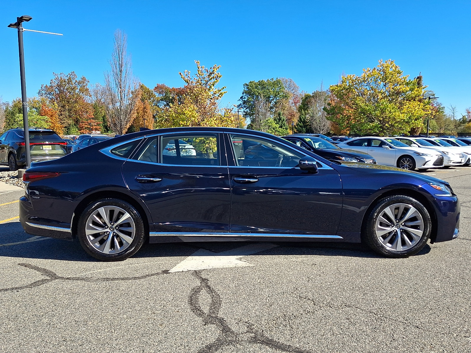 Used 2019 Lexus LS 500 AWD w/ Accessory Package (Z2) image 7
