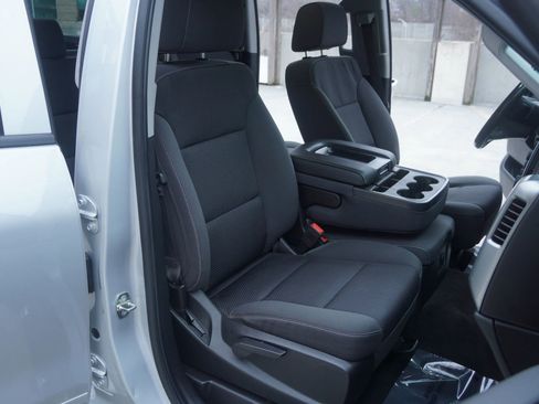Used 2018 Chevrolet Silverado 1500 LT w/ All Star Edition AWD/4WD image 17