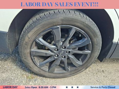 Used 2023 Chevrolet Equinox RS w/ RS Leather Package AWD/4WD image 9