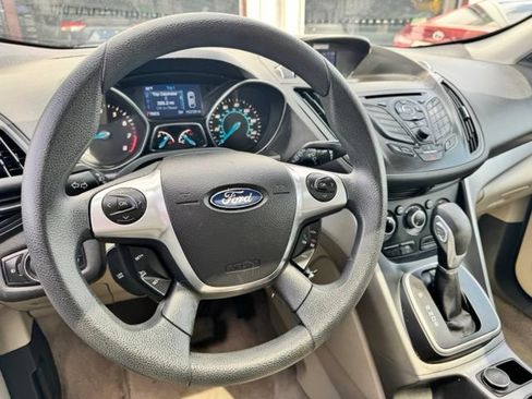 Used 2014 Ford Escape SE FWD image 17