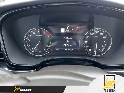 Used 2023 Cadillac XT6 Premium Luxury image 19