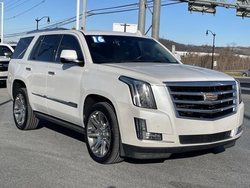 Certified 2016 Cadillac Escalade Premium image 1