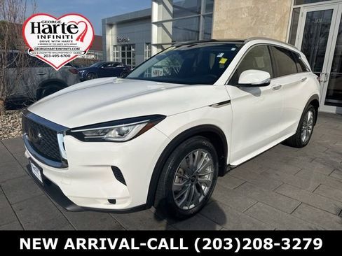 Certified 2024 INFINITI QX50 Luxe image 4