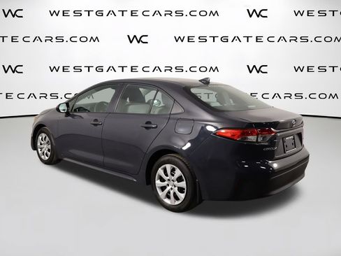 Used 2025 Toyota Corolla LE FWD image 40