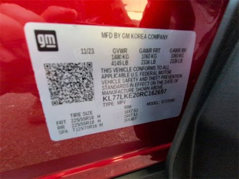 Used 2024 Chevrolet Trax ACTIV w/ Sunroof Package image 32