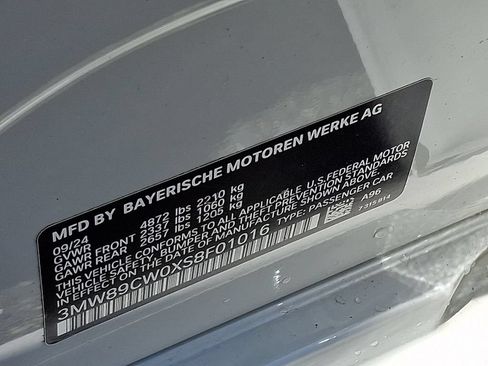 Certified 2025 BMW 330i xDrive Sedan w/ Convenience Package AWD/4WD image 28