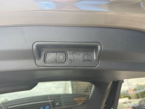 New 2026 Ford Explorer ST image 21