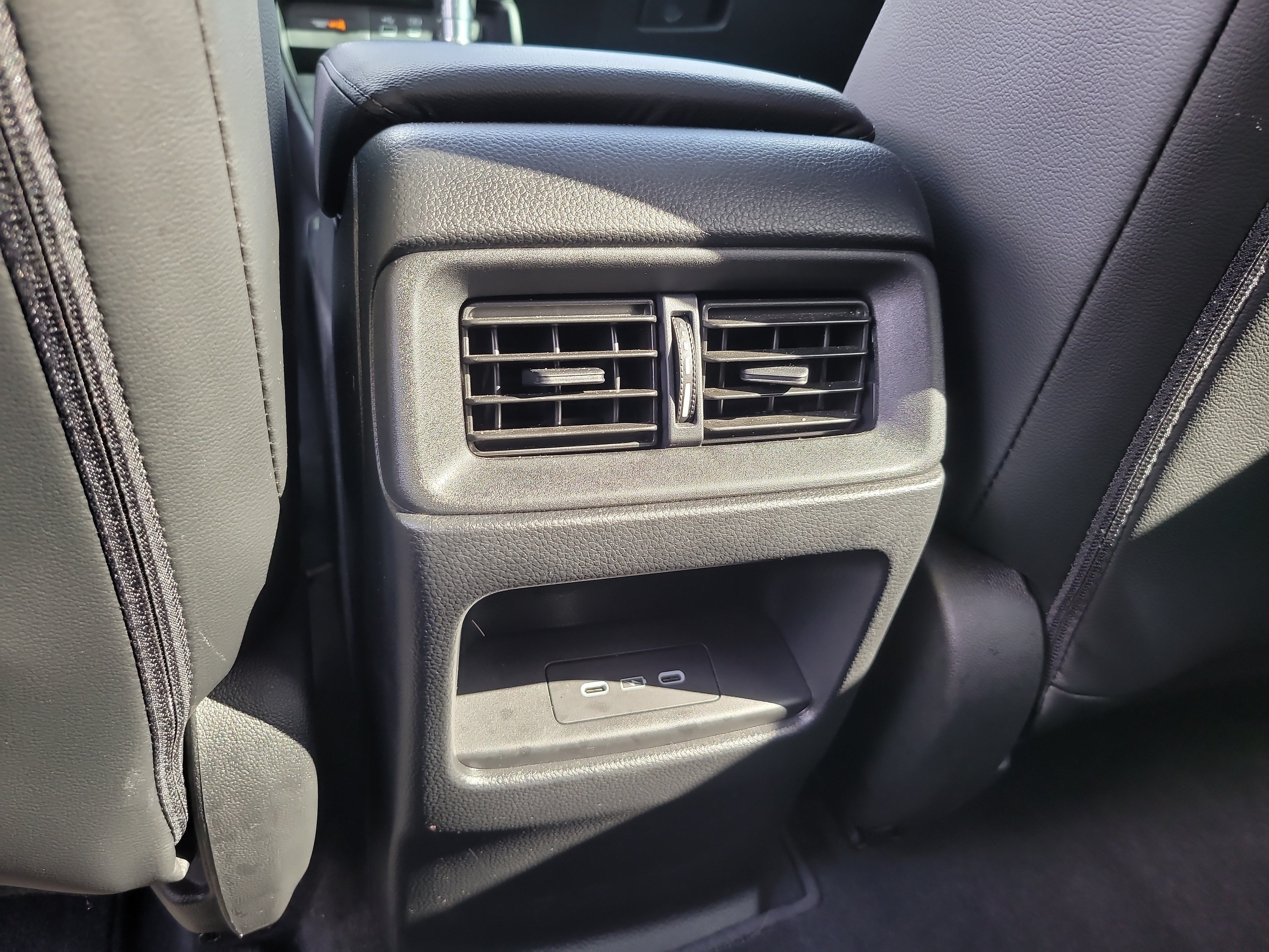 Used 2025 Honda CR-V EX-L image 13