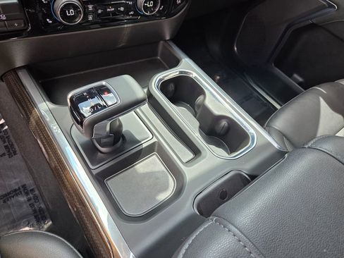 Certified 2025 Chevrolet Silverado 1500 LT Trail Boss w/ Convenience Package II AWD/4WD image 28
