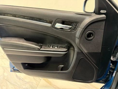 Used 2022 Chrysler 300 Touring L w/ Safetytec Plus Group image 61