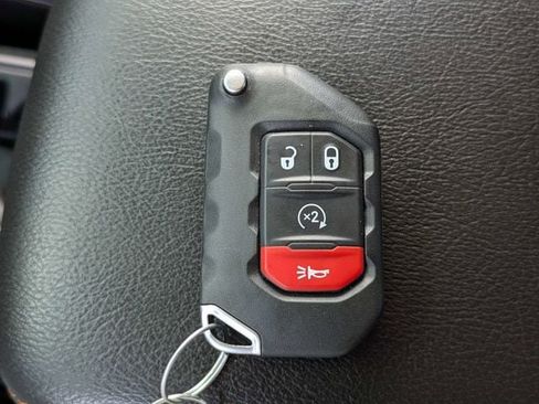 Used 2022 Jeep Gladiator Mojave w/ LED Lighting Group AWD/4WD image 29