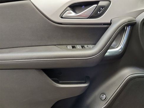 Used 2022 Chevrolet Blazer LT image 10