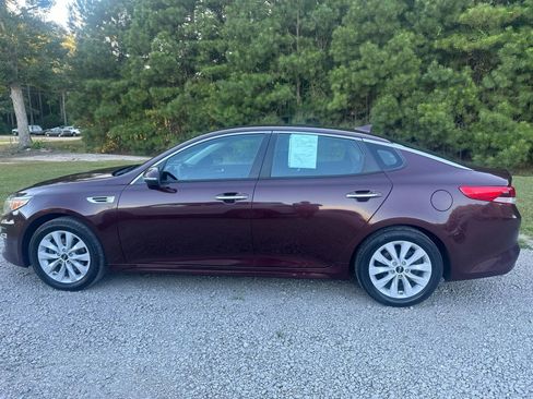 Used 2017 Kia Optima LX w/ Option Group 014 image 2