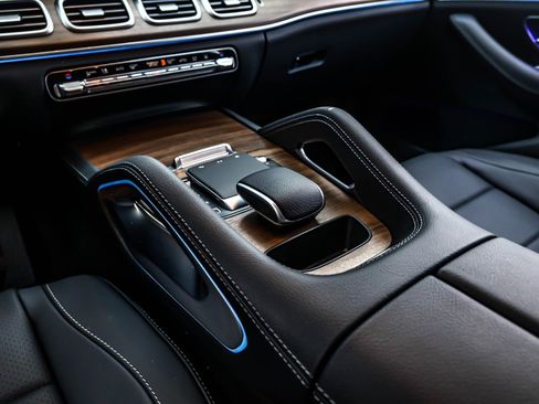 Used 2026 Mercedes-Benz GLE 450e GLE 450e 4MATIC SUV image 6