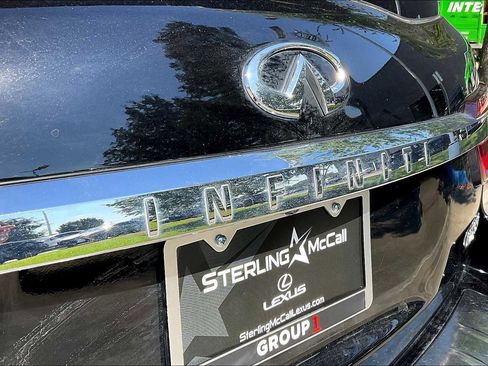 Used 2022 INFINITI QX80 Luxe w/ Cargo Package image 28