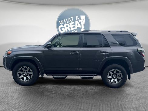Used 2023 Toyota 4Runner TRD Off-Road Premium w/ Off Road Premium Plus Package AWD/4WD image 7
