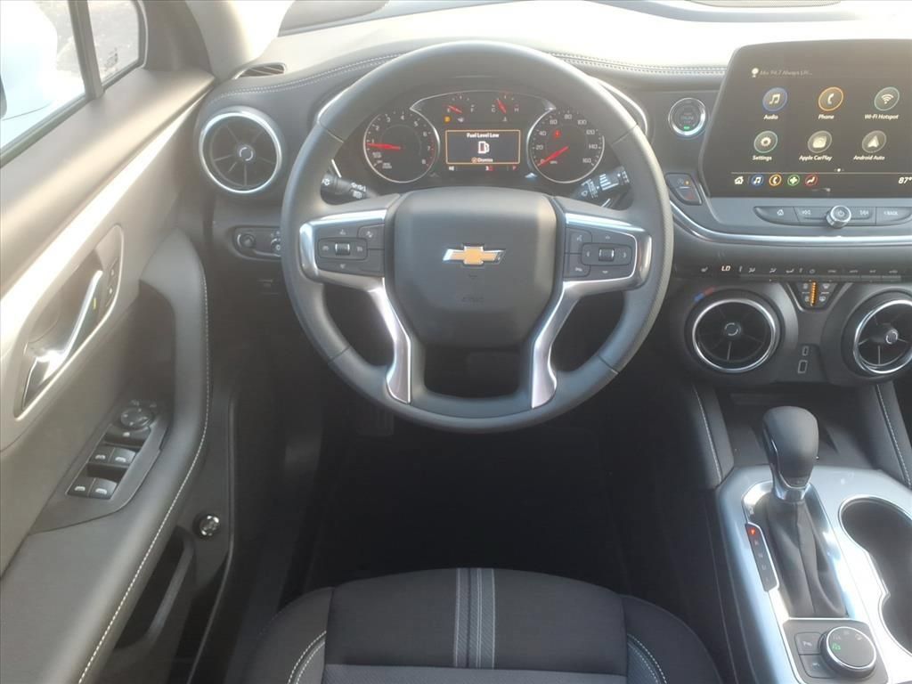 New 2026 Chevrolet Blazer LT w/ Convenience Package AWD/4WD image 24