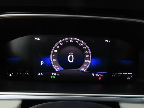 New 2025 Volkswagen Taos SE image 13