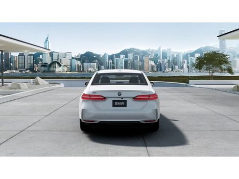 New 2027 BMW 530i xDrive w/ Premium Package AWD/4WD image 5