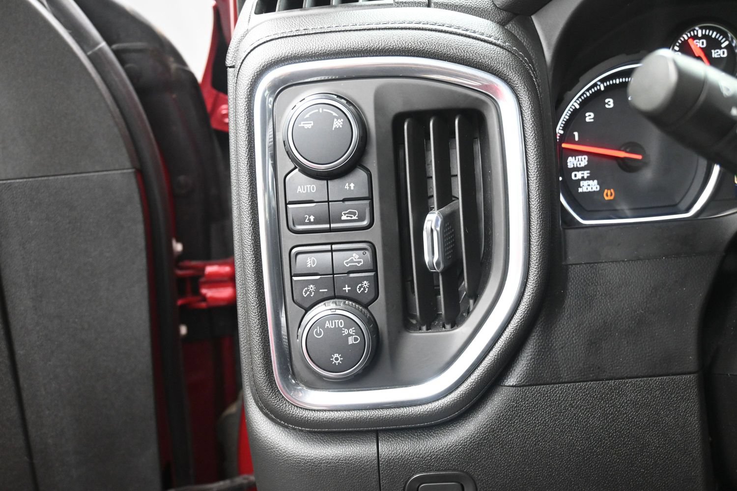 Used 2019 Chevrolet Silverado 1500 RST w/ All-Star Edition AWD/4WD image 23