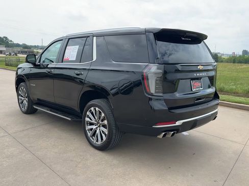 Used 2025 Chevrolet Tahoe High Country w/ Sun And Tow Package AWD/4WD image 7