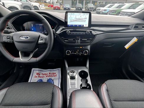 New 2026 Ford Escape ST-Line w/ Cold Weather Package AWD/4WD image 5