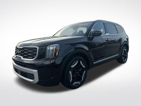 Used 2025 Kia Telluride S FWD image 5