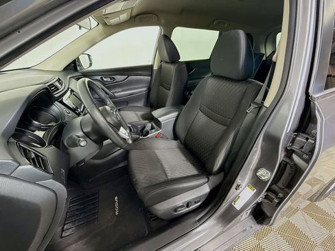 Used 2020 Nissan Rogue SV image 21