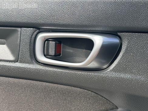 Used 2025 Honda Civic Sport image 19