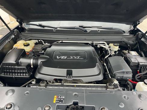 Used 2015 GMC Canyon SLE w/ All-Terrain Package AWD/4WD image 23