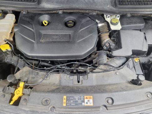 Used 2015 Ford Escape SE w/ SE Chrome Package FWD image 30