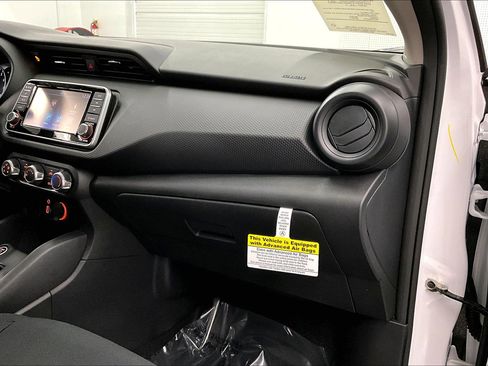 New 2025 Nissan Kicks Play S FWD image 63